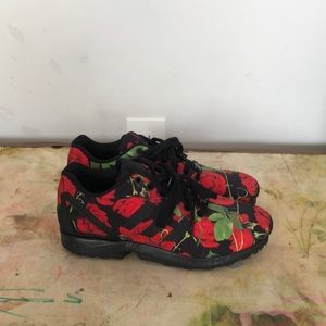 Adidas torsion size 9.5